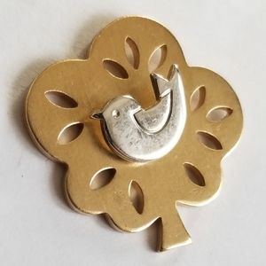 Vintage Avon pin Partridge in a Pear Tree pin brooch gold silver tone